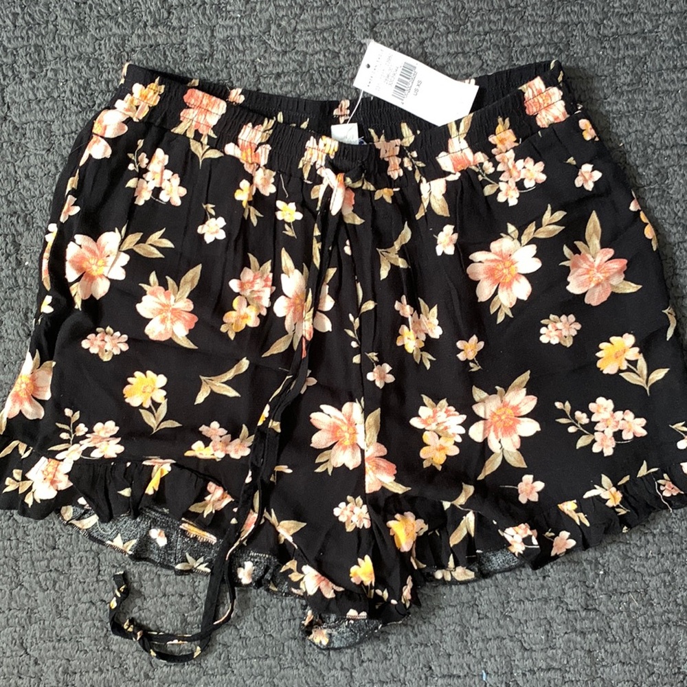 American eagle flower flowy shorts size XS